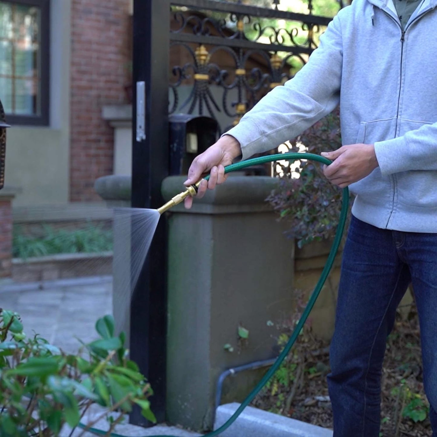 Garden Hose, No Leaks, Suitable for Watering: Kink-Free, Lightweight - 1/2 Inch Hose, 15 Feet with Fittings, Suitable for Outdoors and Yards
